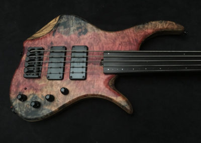 0298Ü  Über Krell Fretless 5.