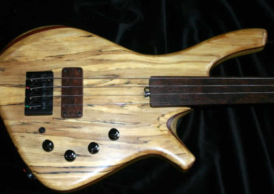 0106 Skelf R Type Fretless 4