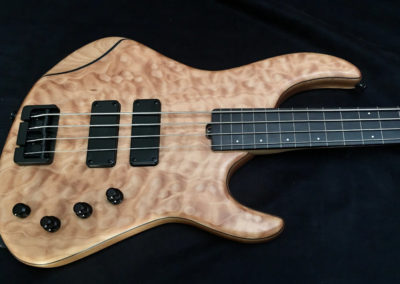 0393 RetroB Fretless 4/34